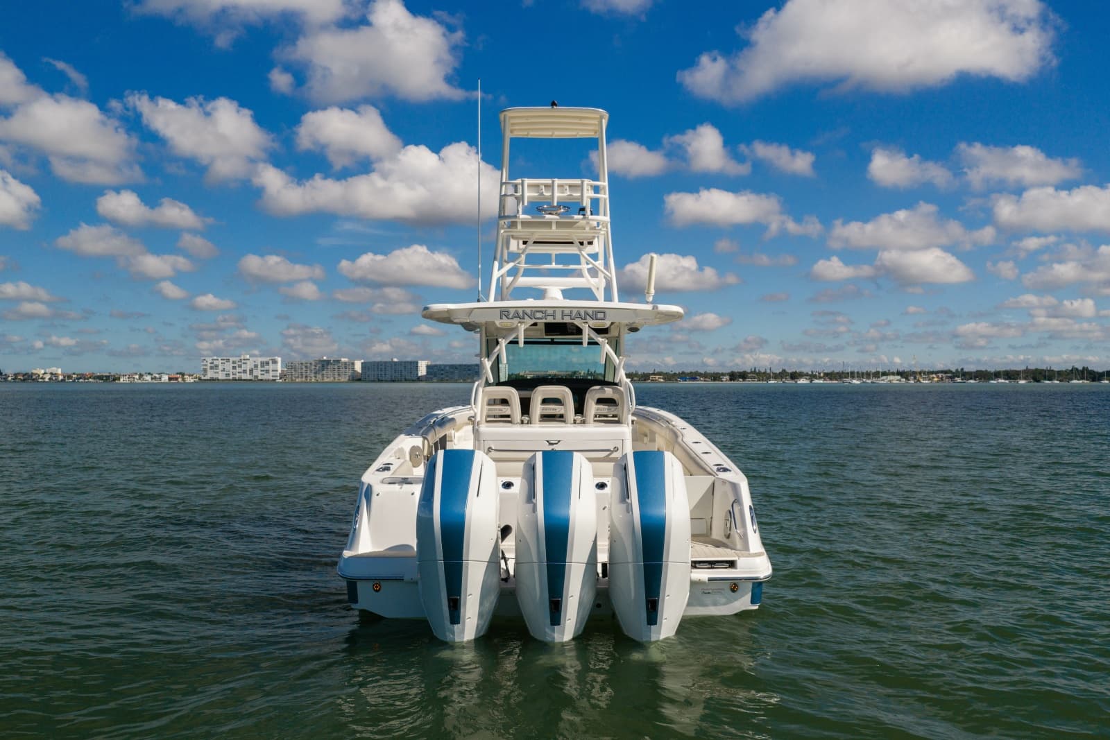 2017 Boston Whaler 370 Outrage - Photo 5