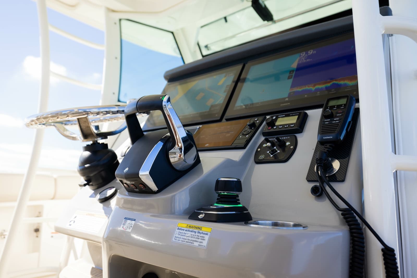 2017 Boston Whaler 370 Outrage - Photo 35