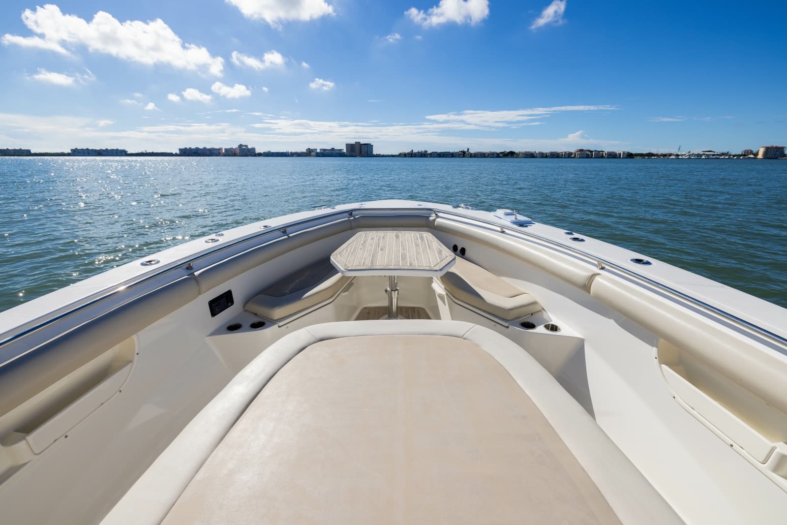 2017 Boston Whaler 370 Outrage - Photo 16