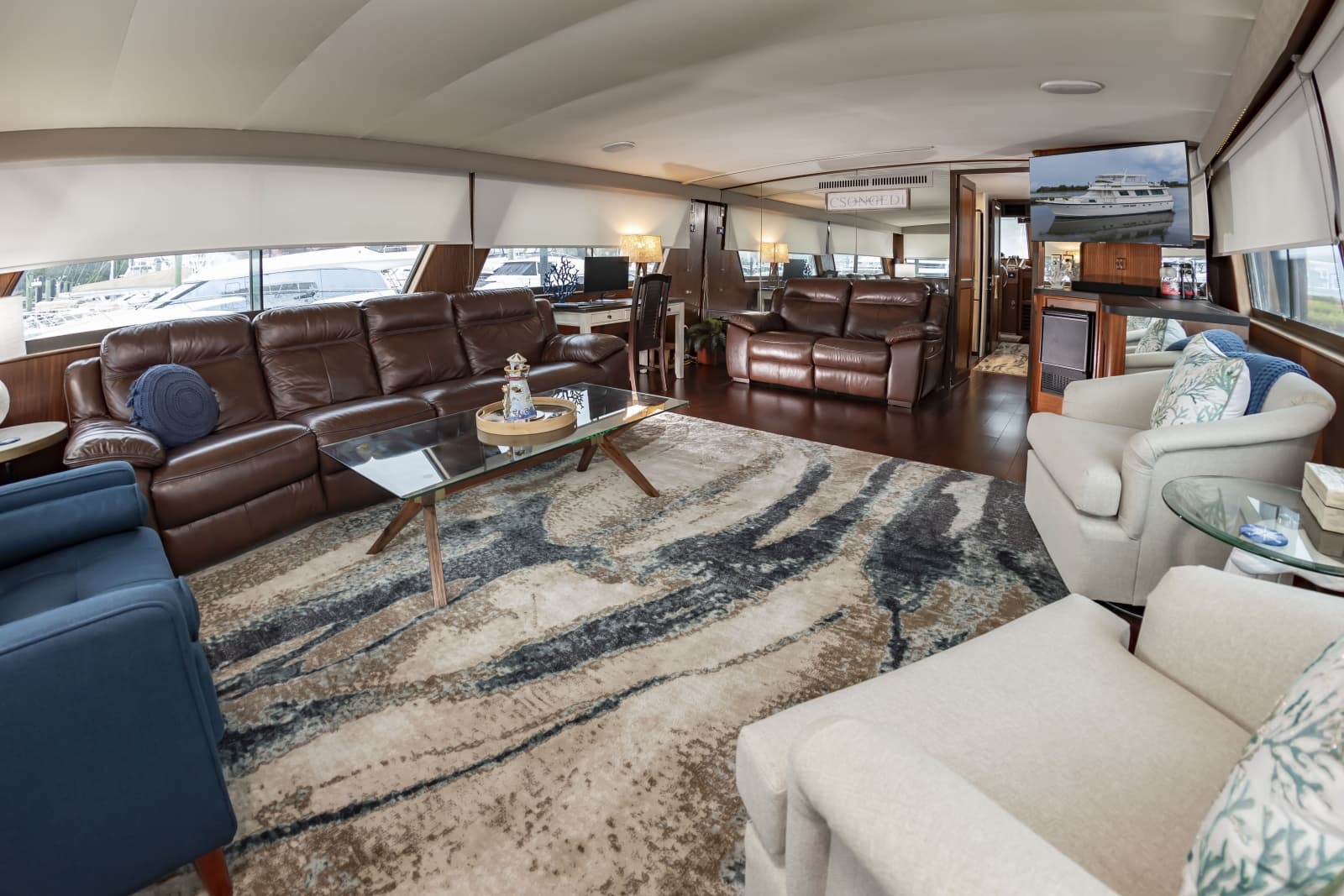 1987 Hatteras 63 Motor Yacht - Photo 20