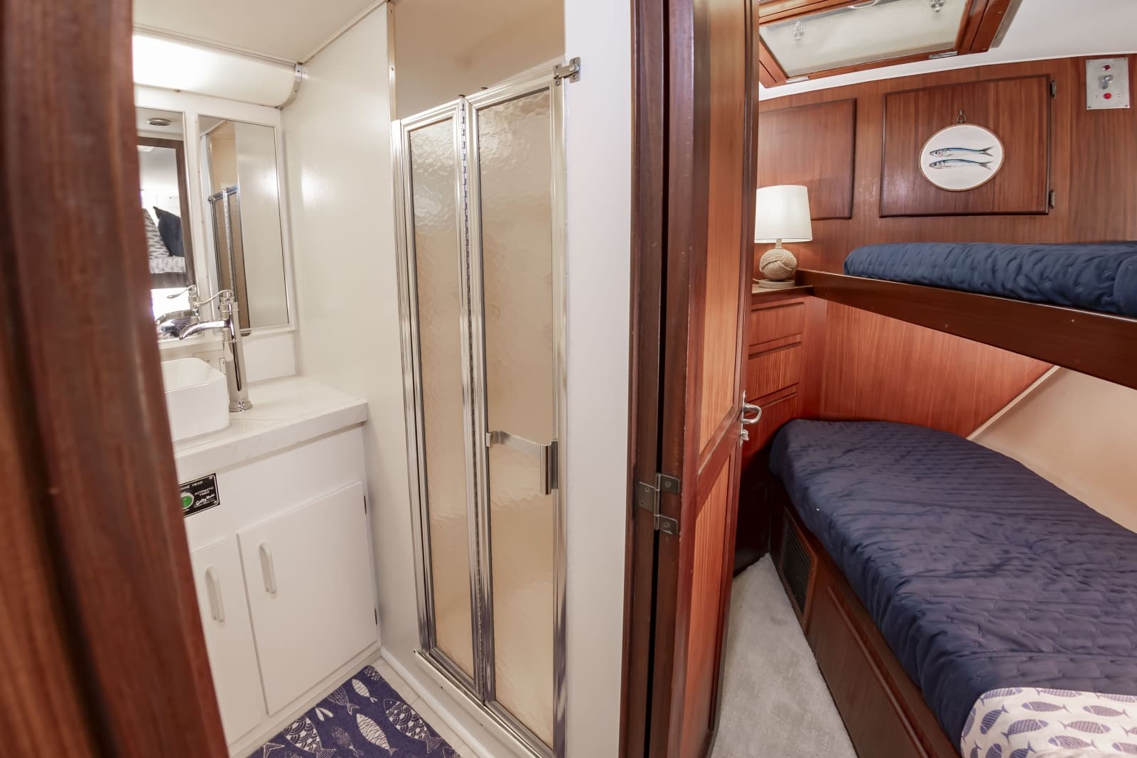 1987 Hatteras 63 Motor Yacht - Photo 66