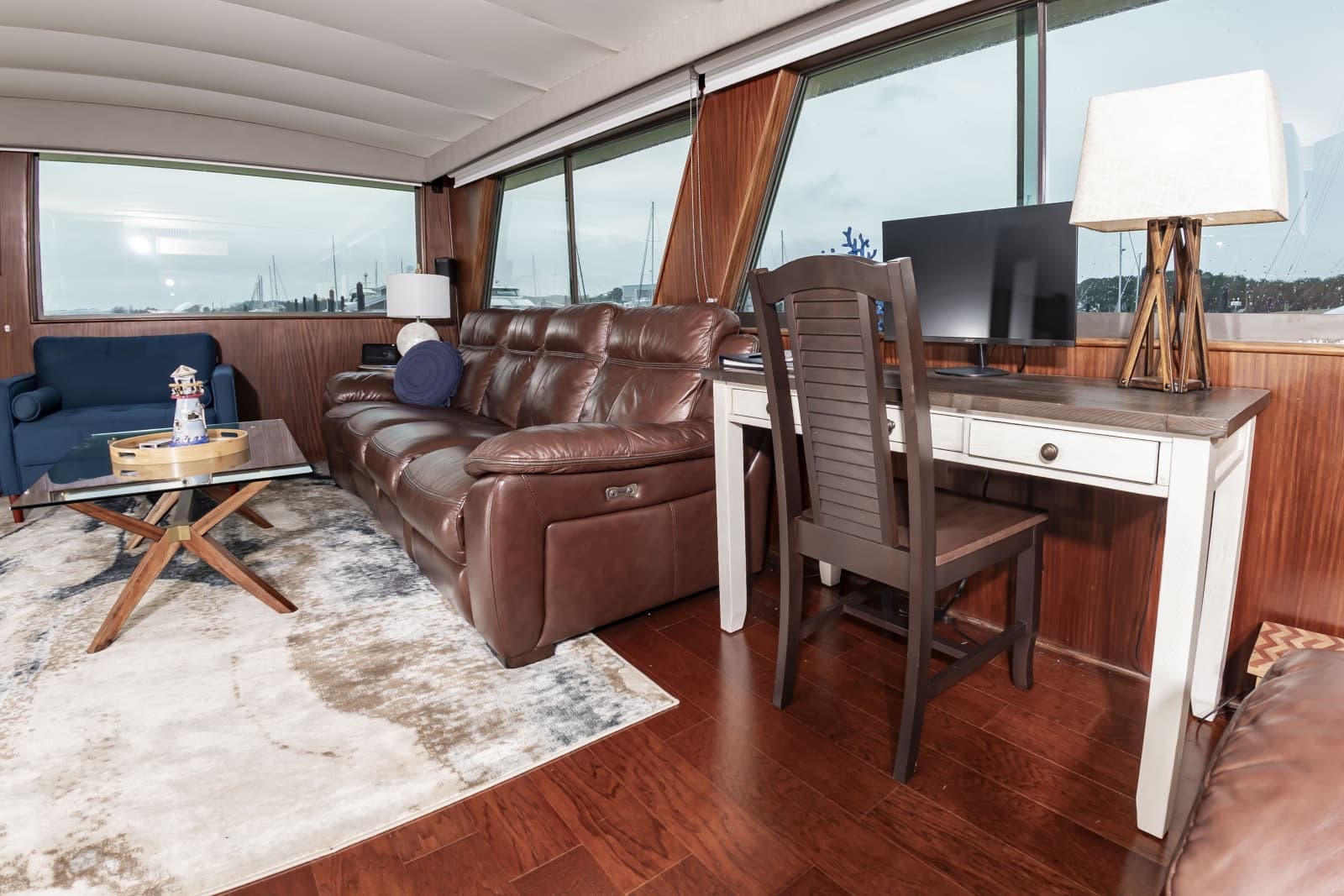 1987 Hatteras 63 Motor Yacht - Photo 33