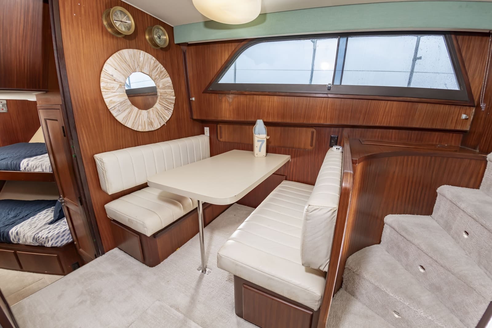 1987 Hatteras 63 Motor Yacht - Photo 47