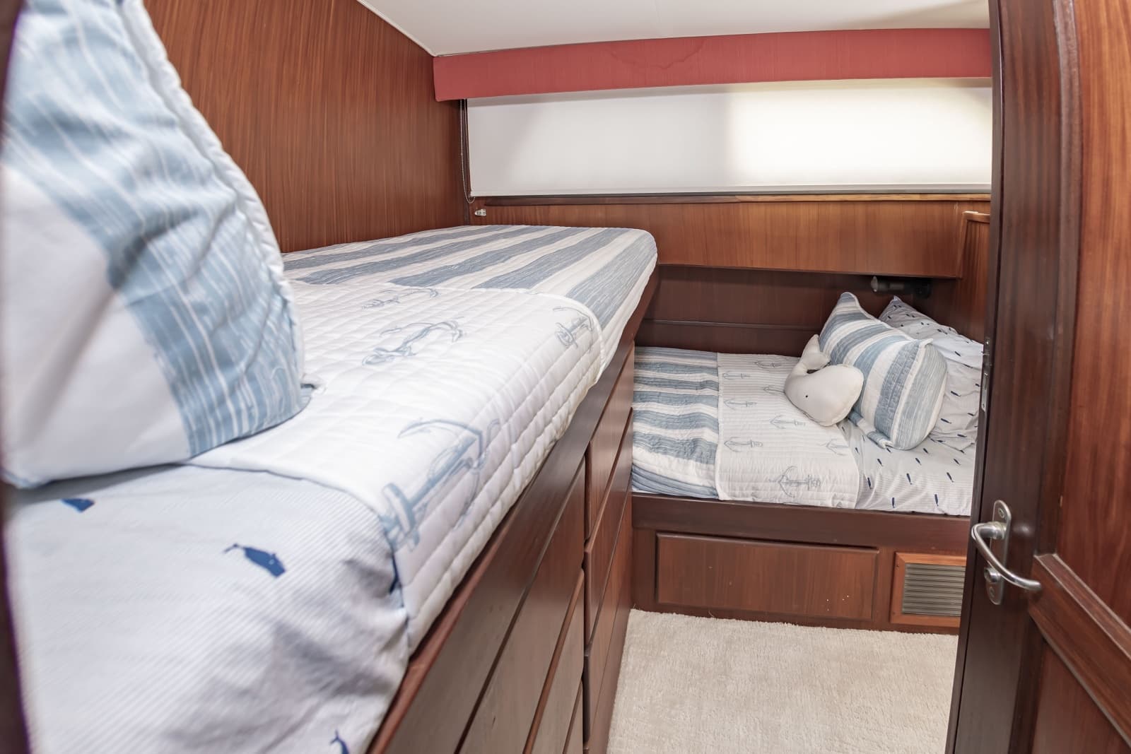 1987 Hatteras 63 Motor Yacht - Photo 51