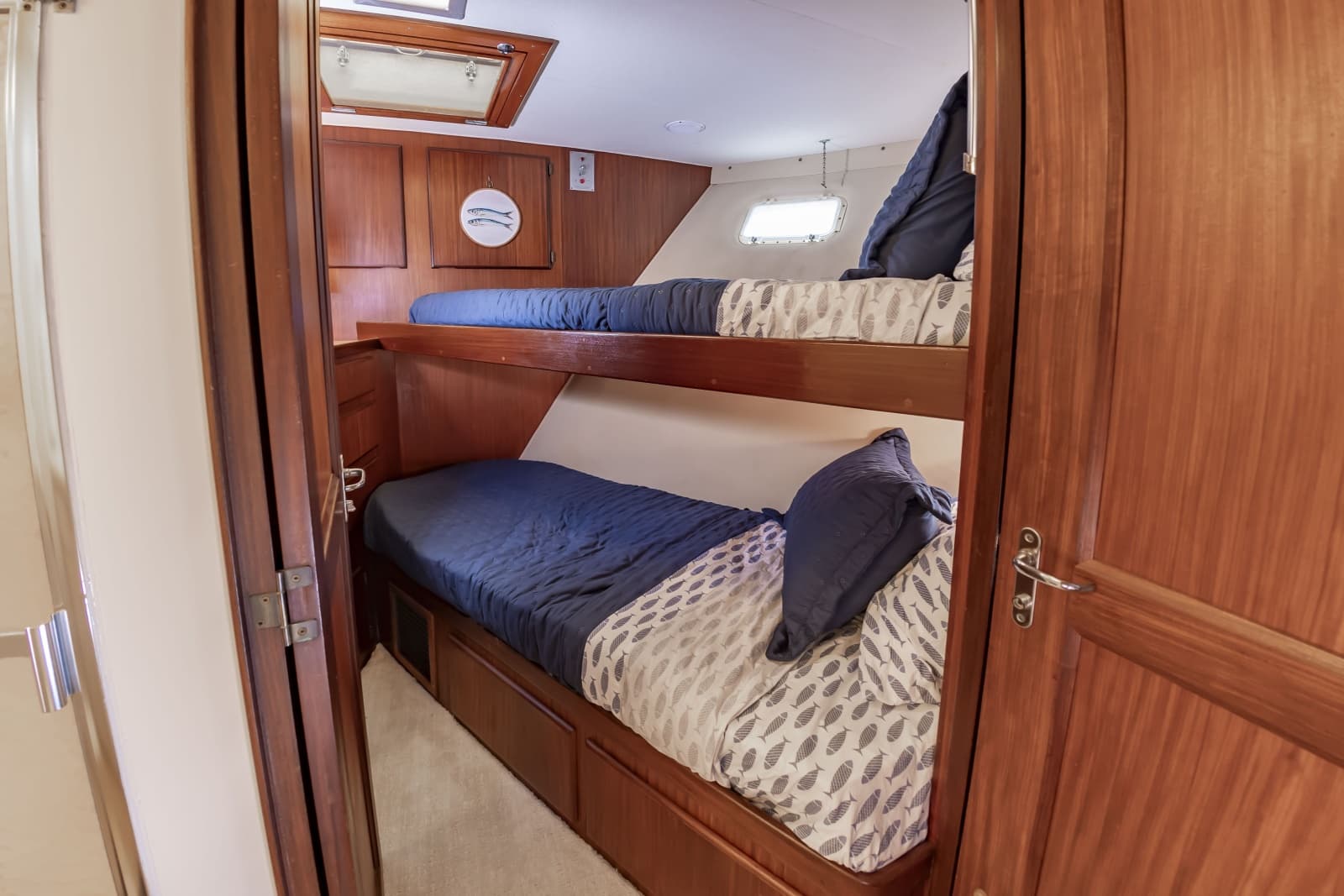 1987 Hatteras 63 Motor Yacht - Photo 60