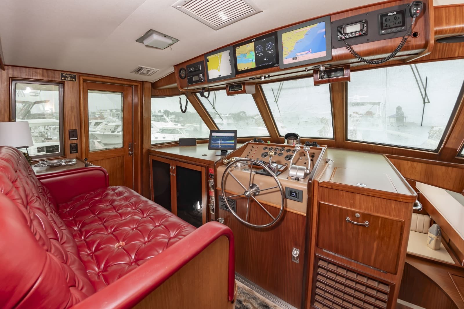 1987 Hatteras 63 Motor Yacht - Photo 40