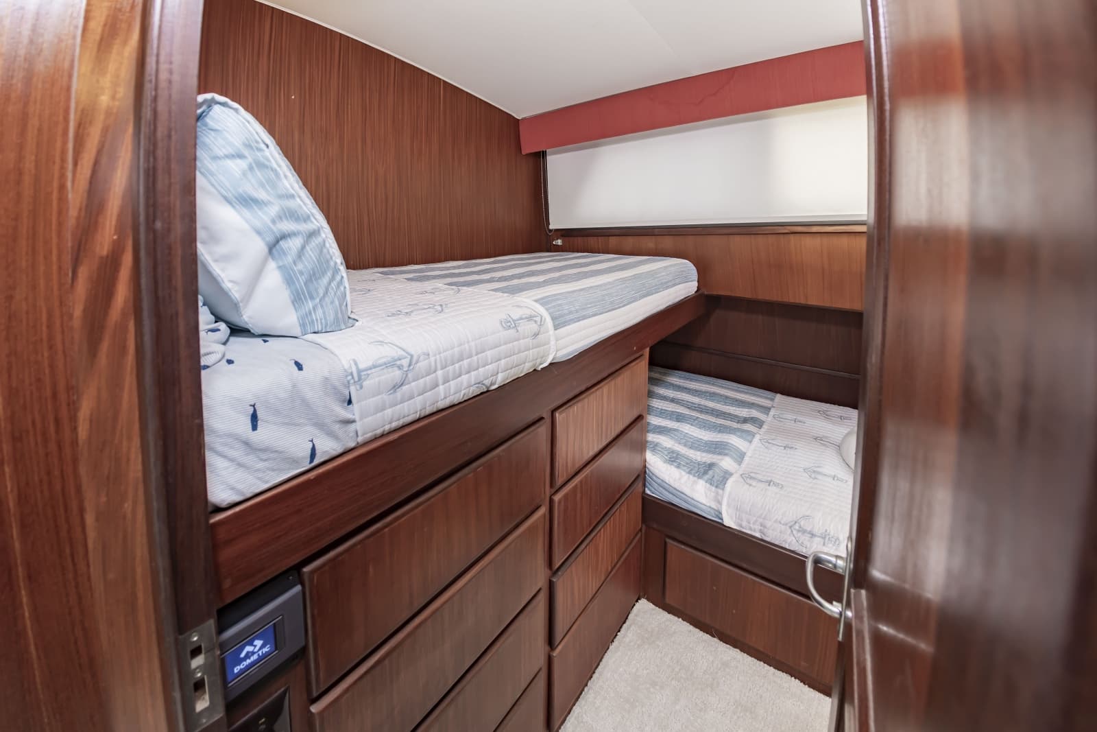 1987 Hatteras 63 Motor Yacht - Photo 50