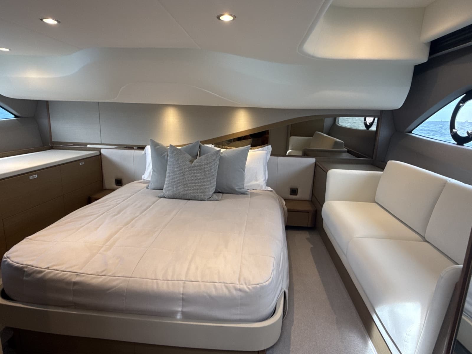2023 Princess F45 - Photo 64