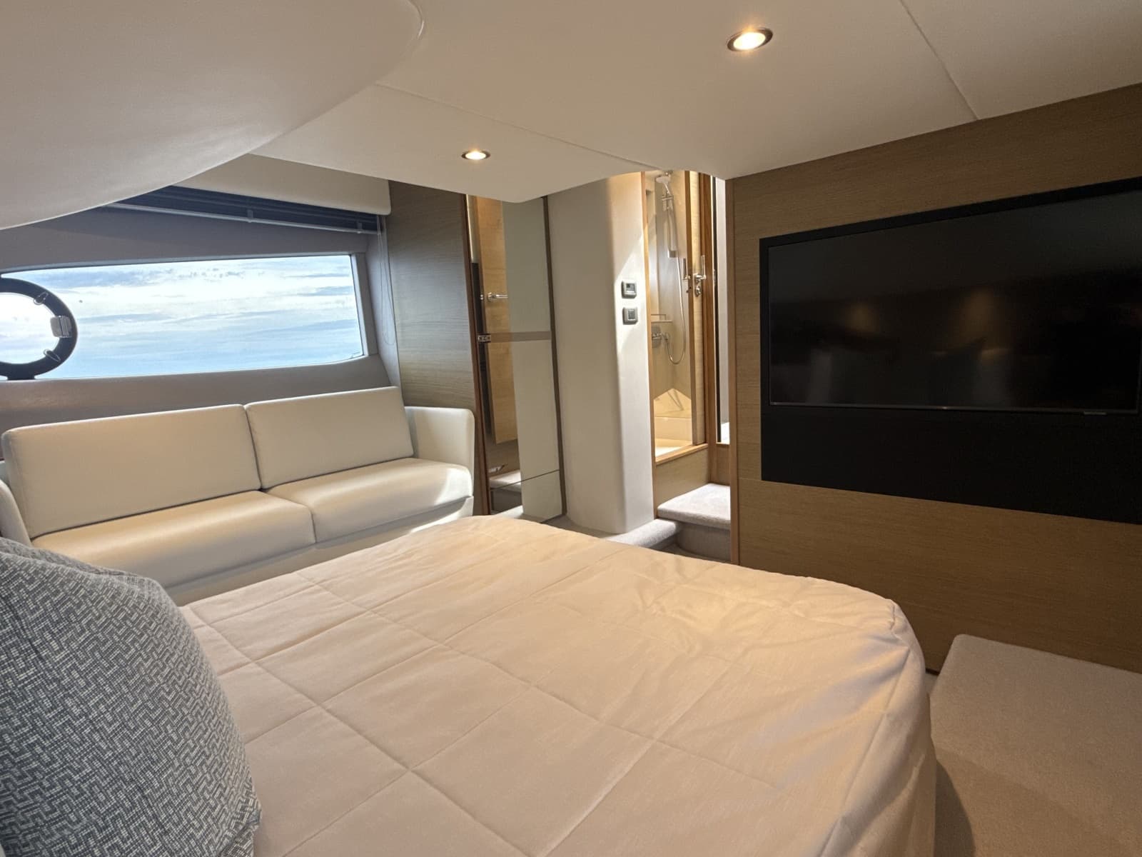 2023 Princess F45 - Photo 70