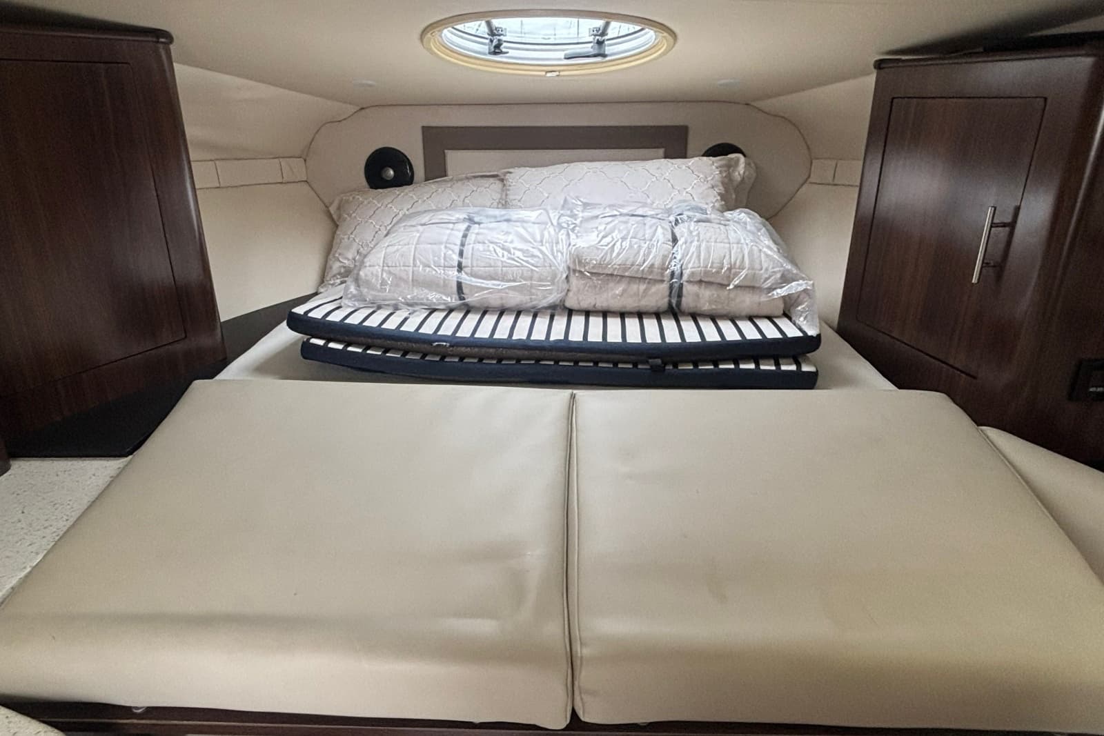 2018 Regal 33 XO - Photo 27