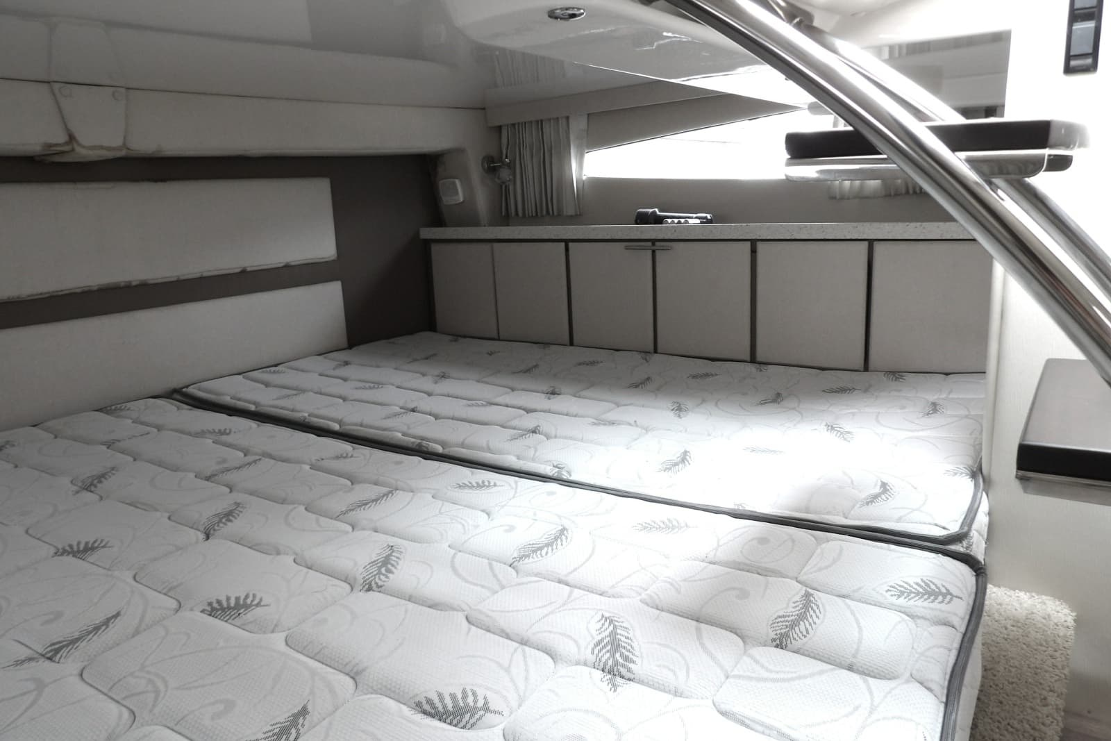 2018 Regal 33 XO - Photo 32