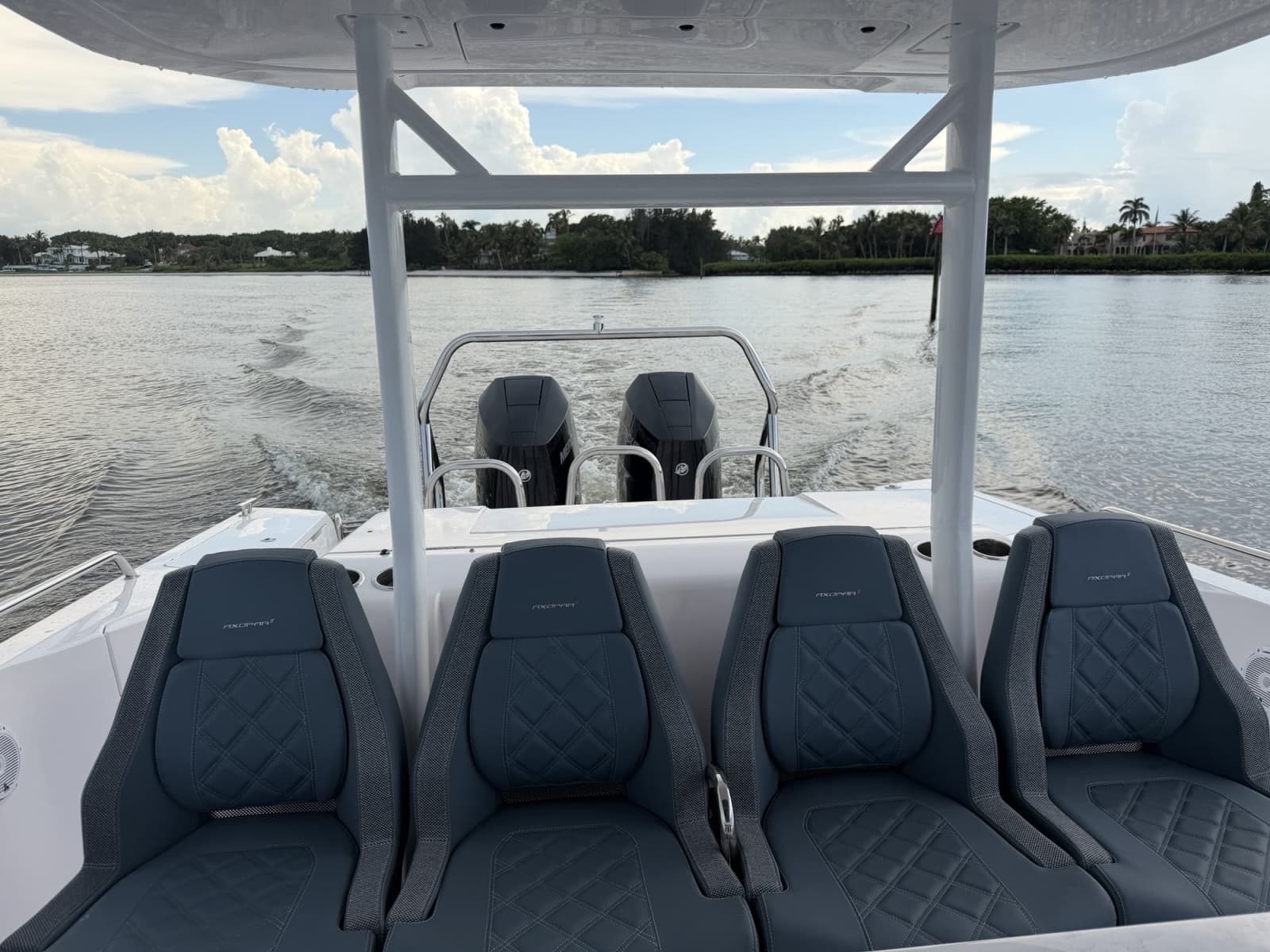 2024 Axopar 37 Sun Top - Photo 11
