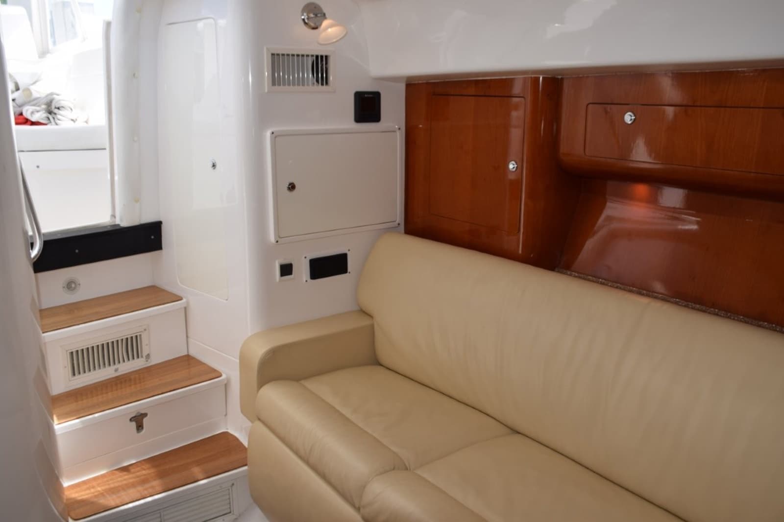 2010 Intrepid 390 Sport Yacht - Photo 30