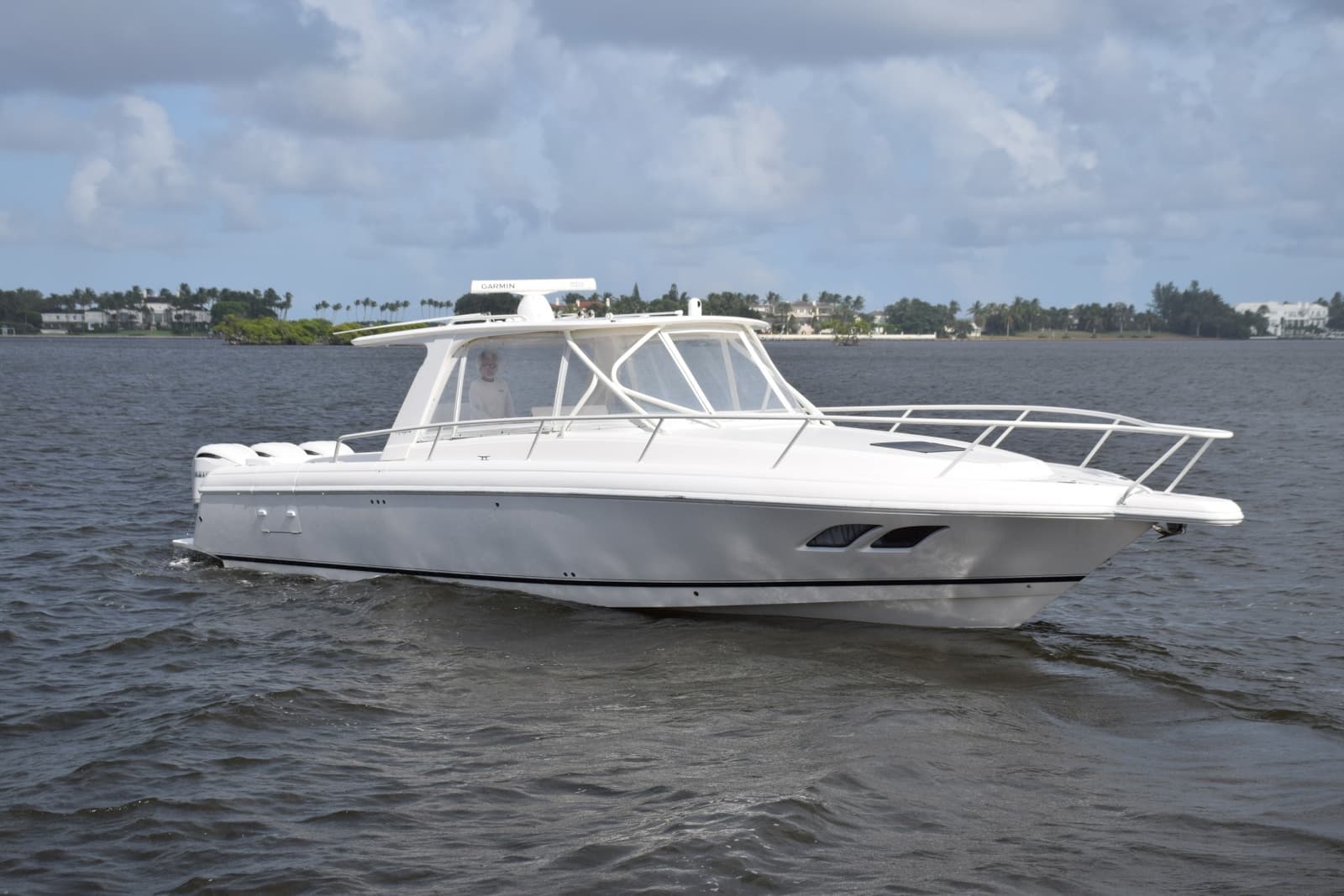 2010 Intrepid 390 Sport Yacht - Photo 2