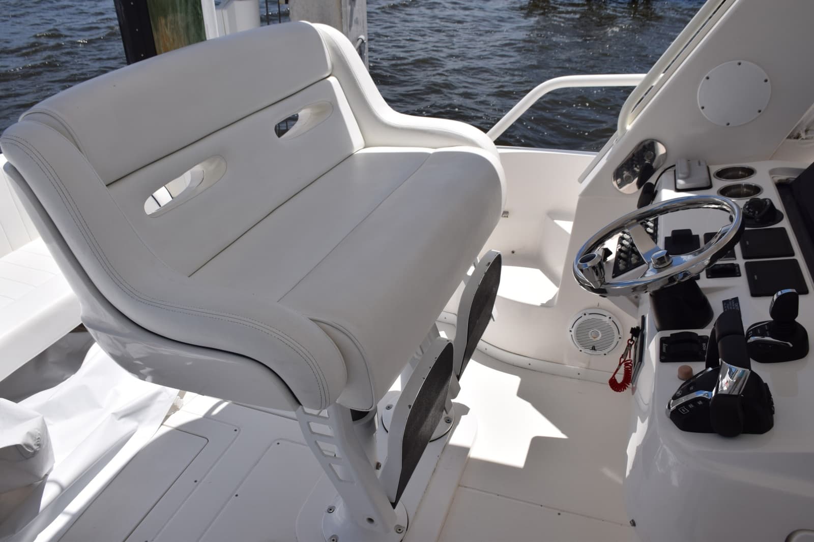 2010 Intrepid 390 Sport Yacht - Photo 37