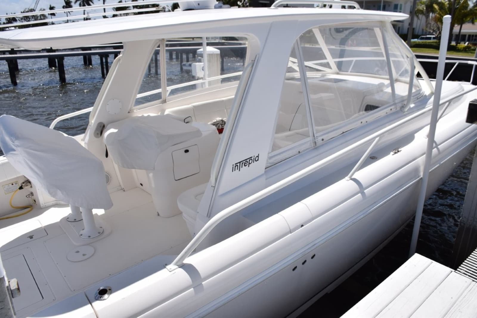 2010 Intrepid 390 Sport Yacht - Photo 44