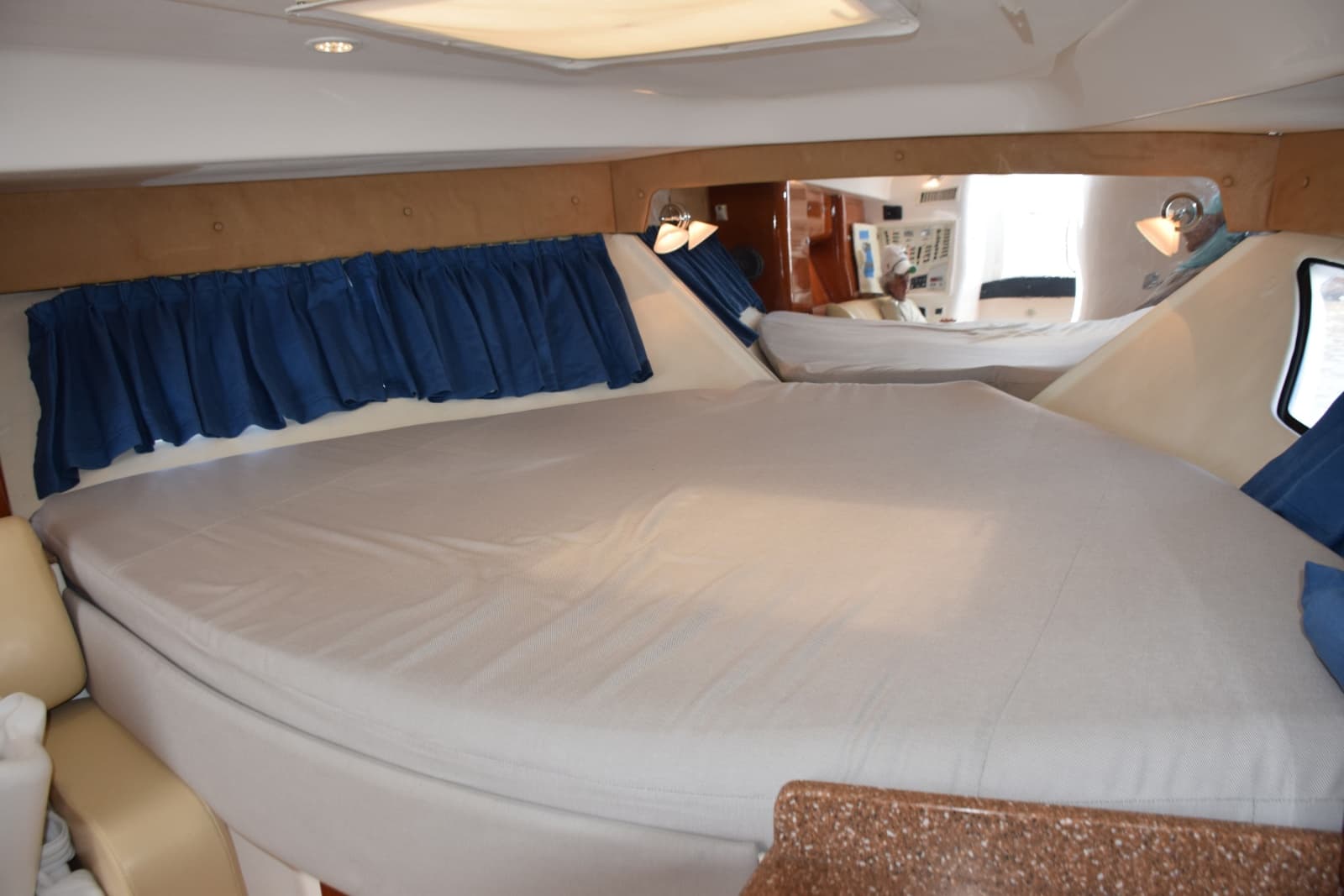 2010 Intrepid 390 Sport Yacht - Photo 17
