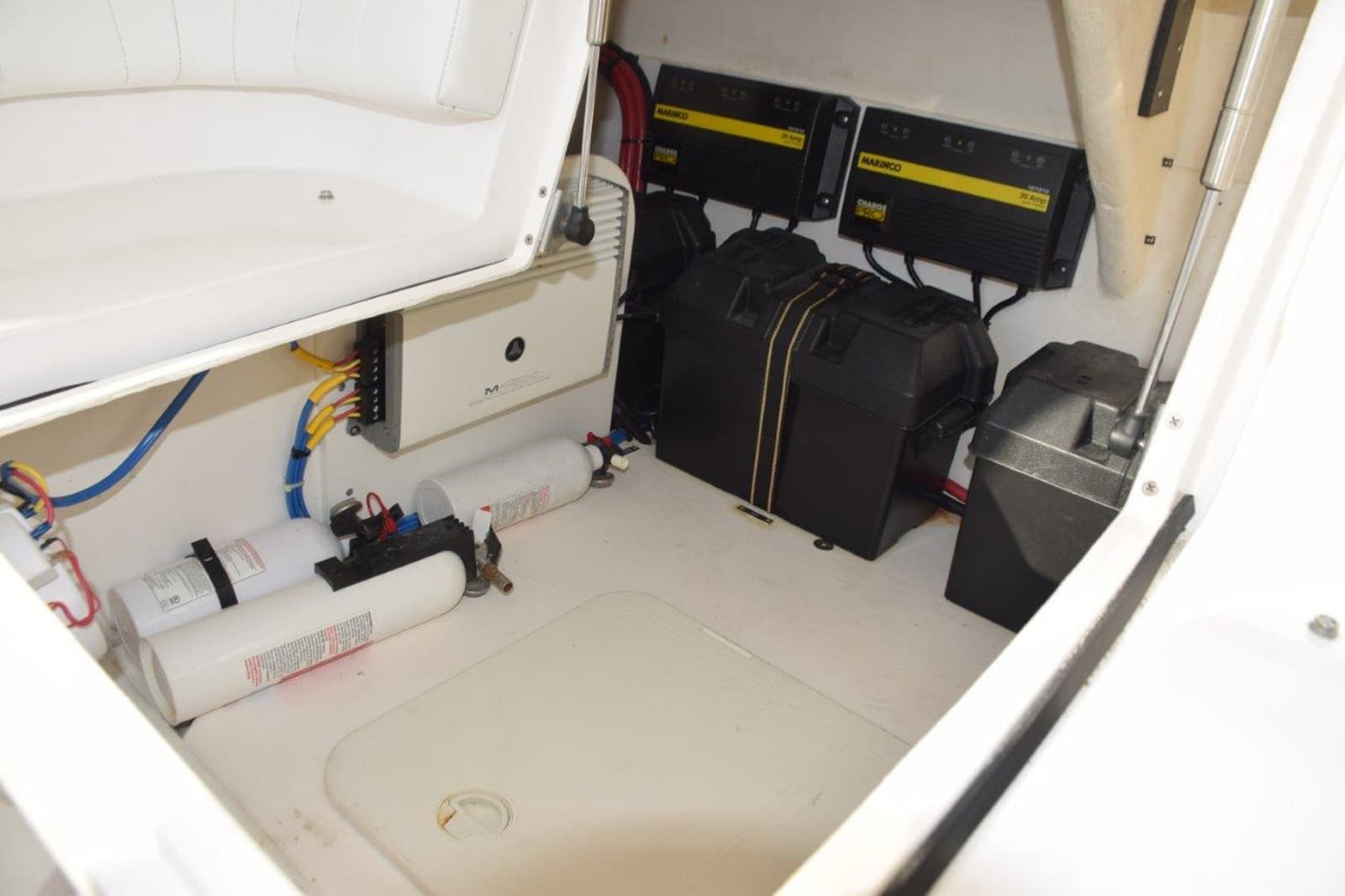 2010 Intrepid 390 Sport Yacht - Photo 35