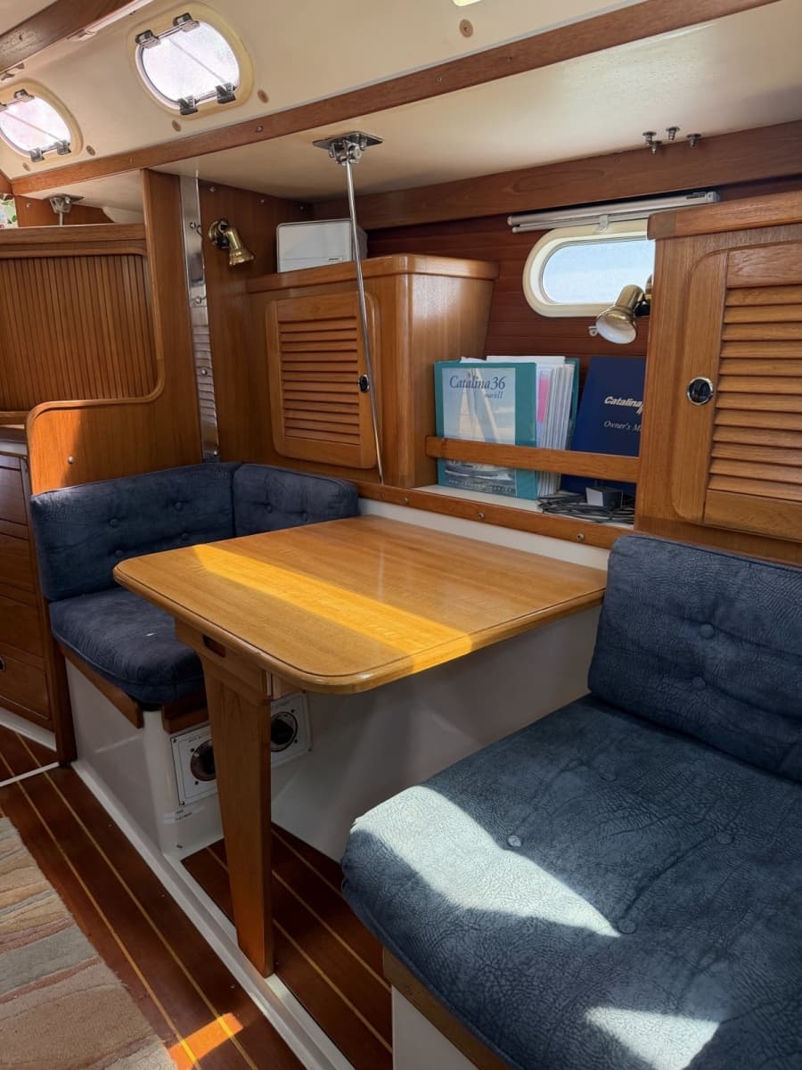 2001 Catalina 36 MK II - Photo 23