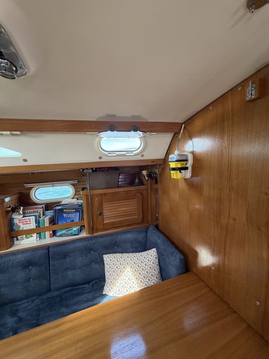 2001 Catalina 36 MK II - Photo 21