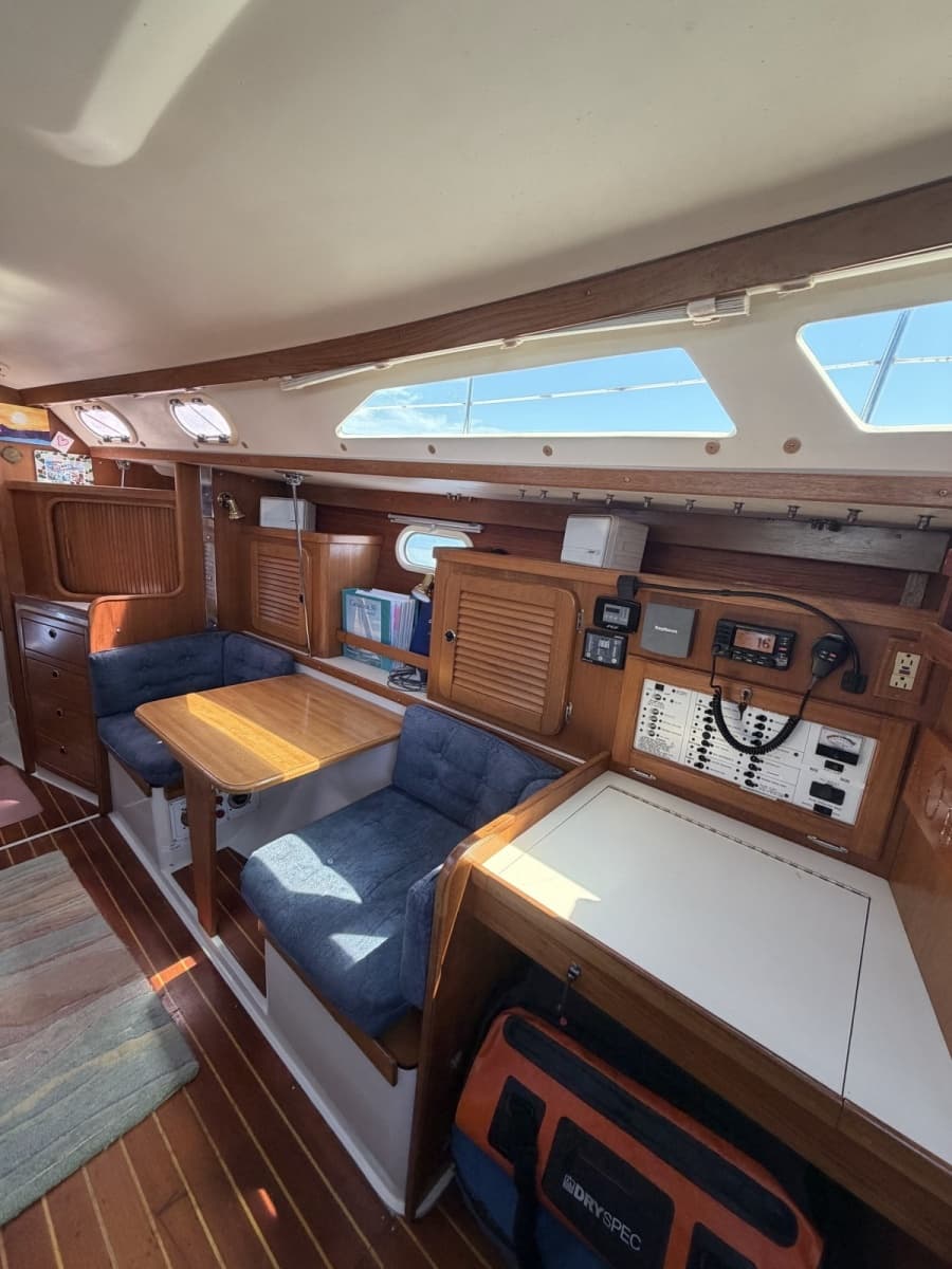 2001 Catalina 36 MK II - Photo 22