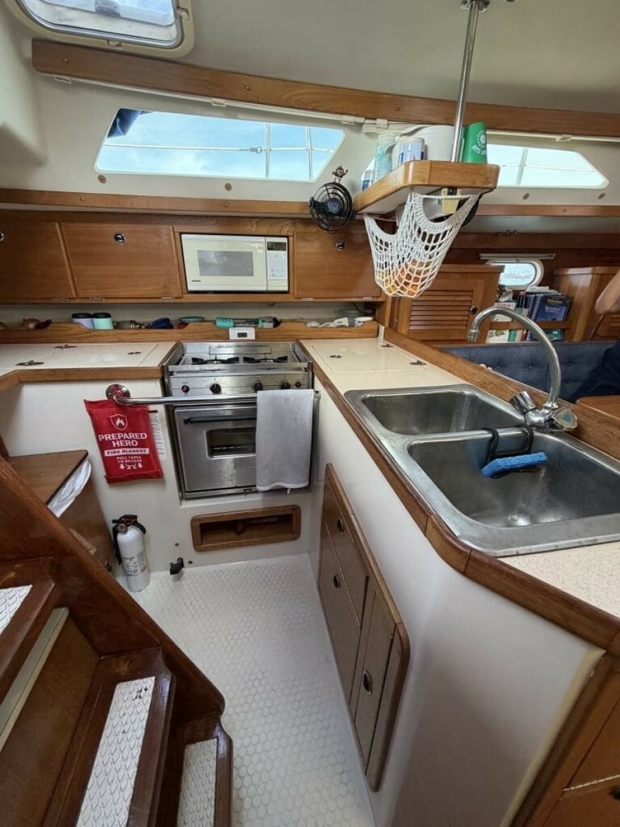 2001 Catalina 36 MK II - Photo 26