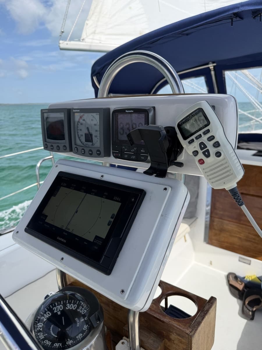 2001 Catalina 36 MK II - Photo 11