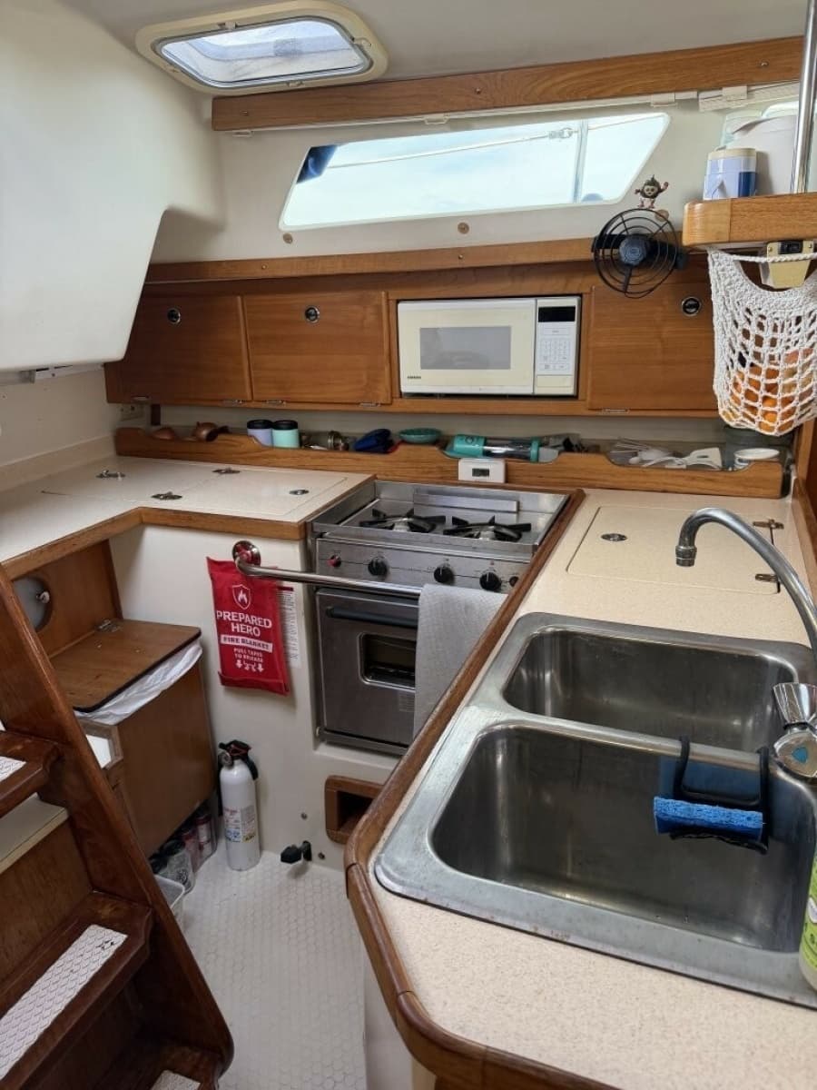 2001 Catalina 36 MK II - Photo 27