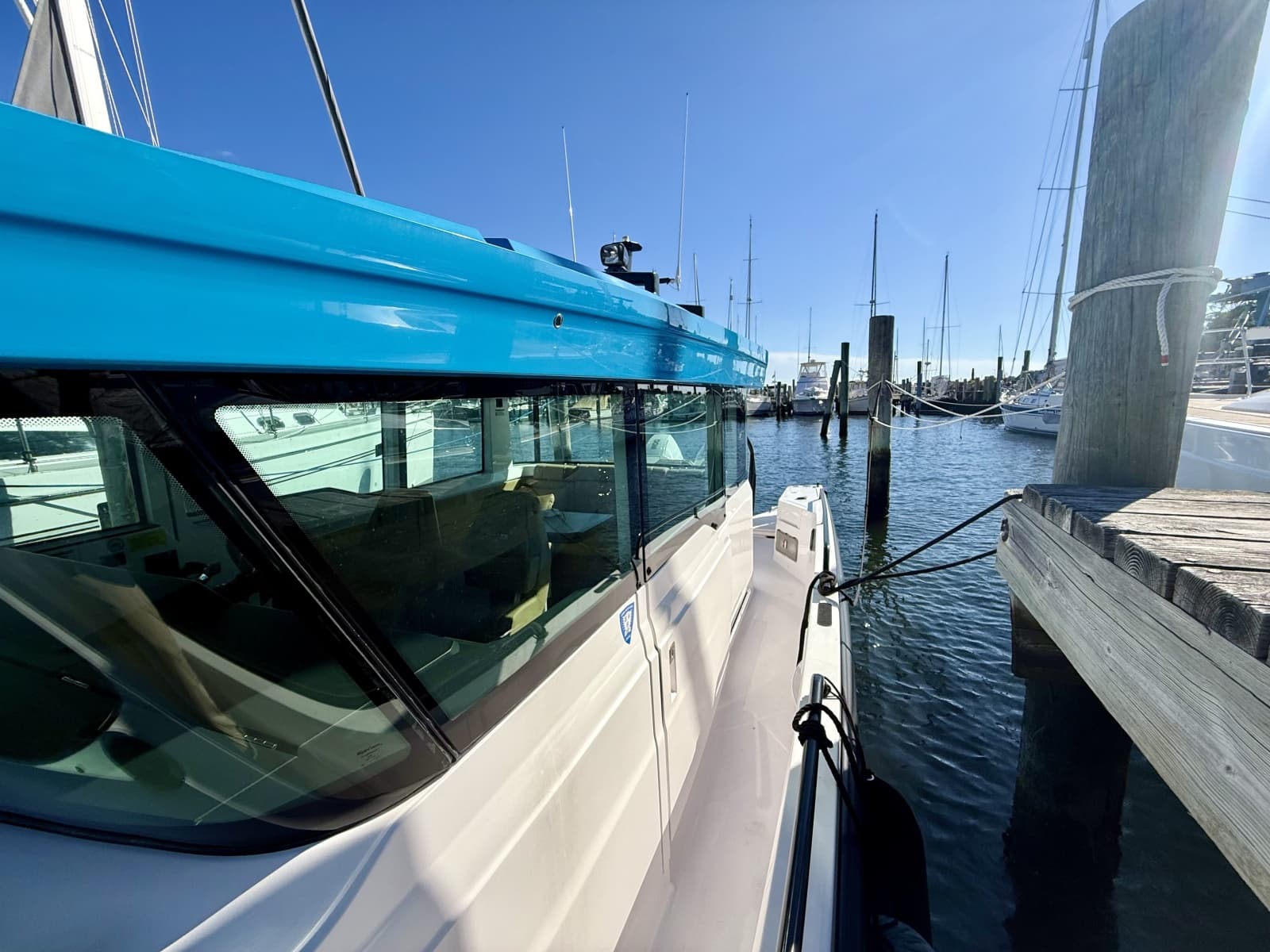 2021 Axopar 37 XC Cross Cabin - Photo 14