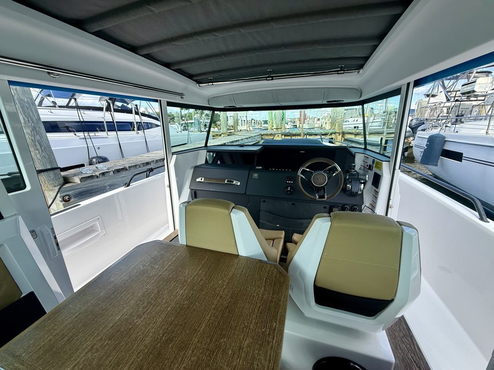 2021 Axopar 37 XC Cross Cabin - Photo 30