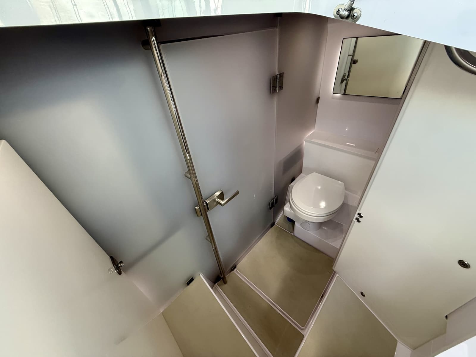 2021 Axopar 37 XC Cross Cabin - Photo 33
