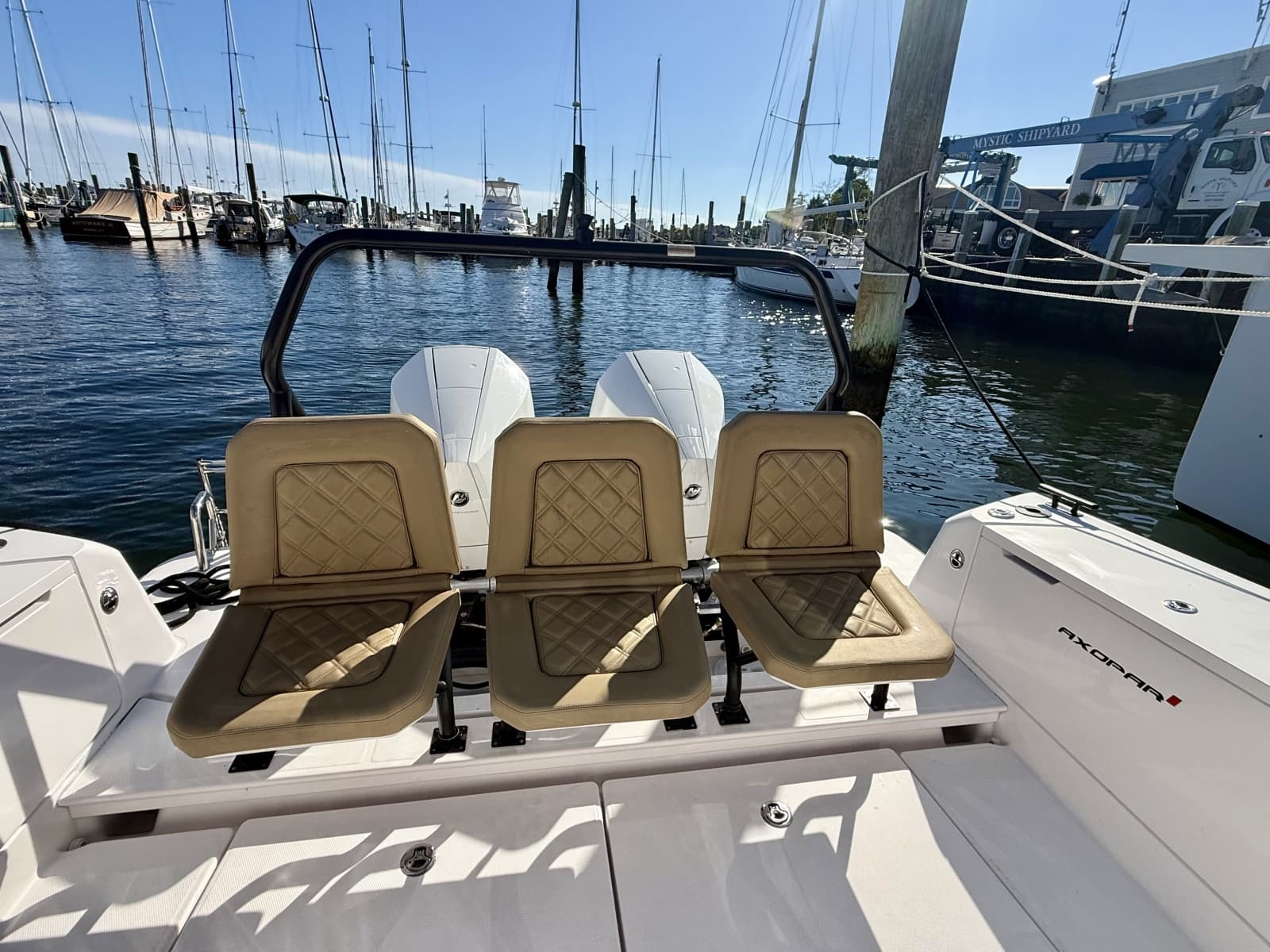 2021 Axopar 37 XC Cross Cabin - Photo 25