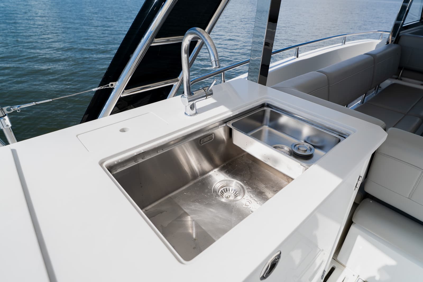 2022 Aquila 54 YACHT - Photo 46