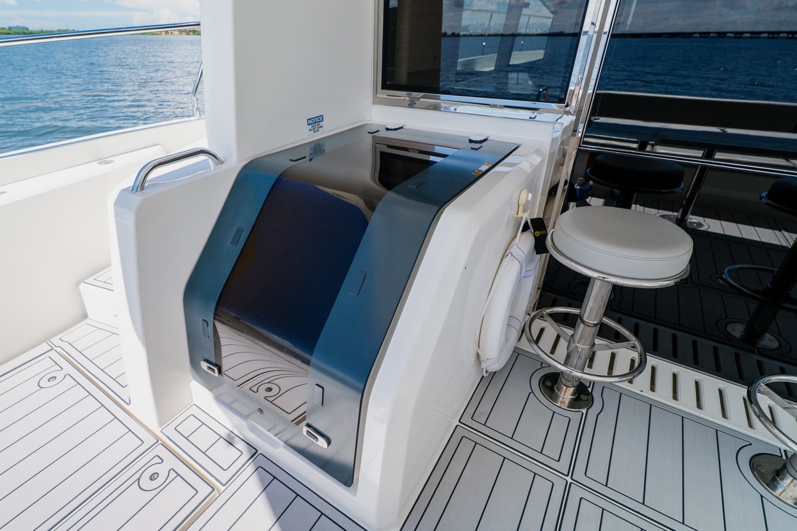 2022 Aquila 54 YACHT - Photo 37