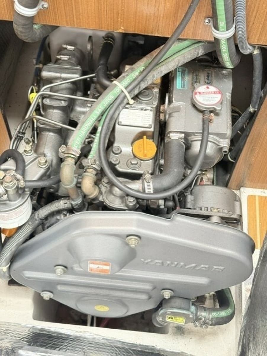 2009 Catalina 387 - Photo 18