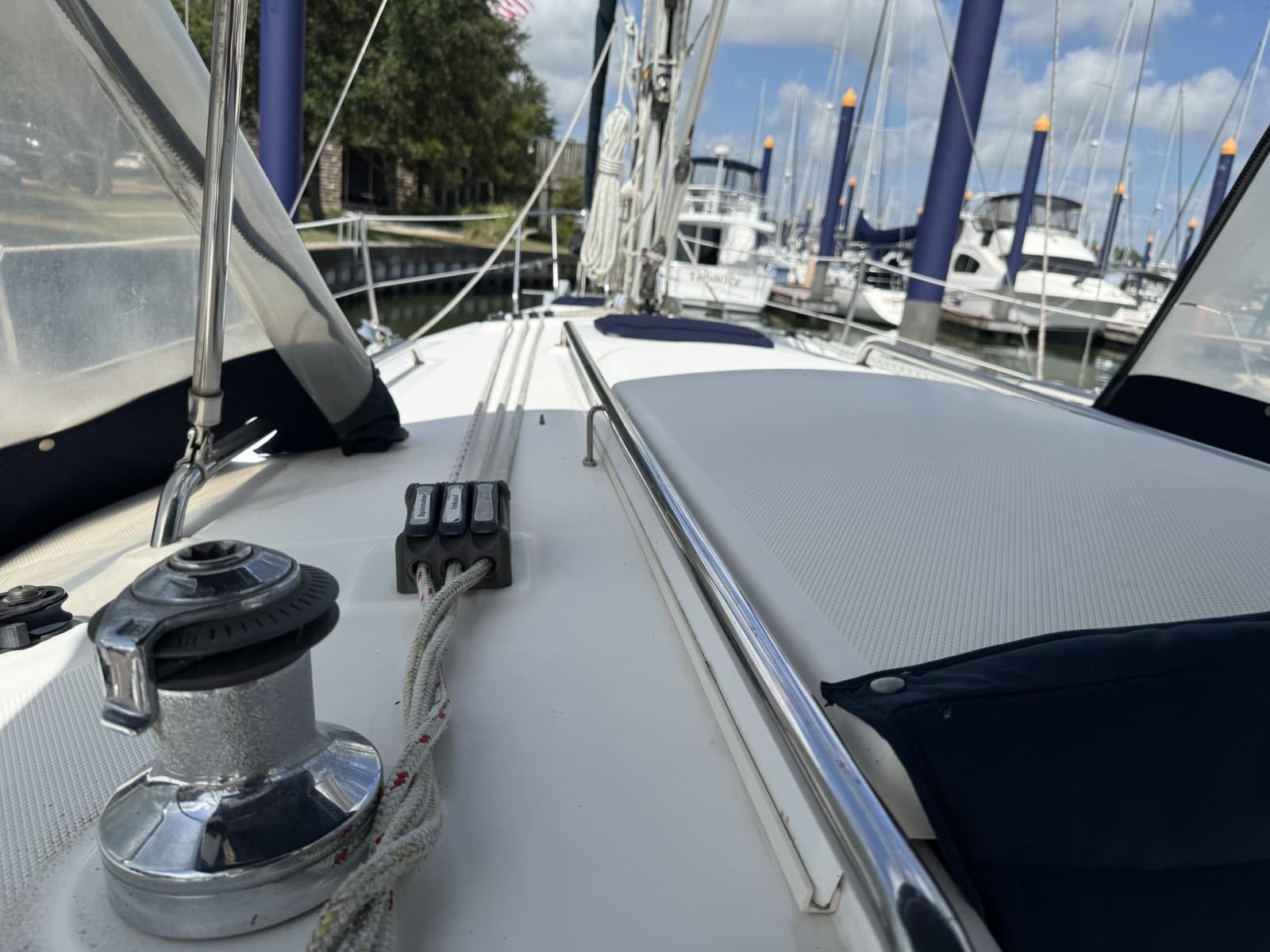 2007 Hunter 31 - Photo 13