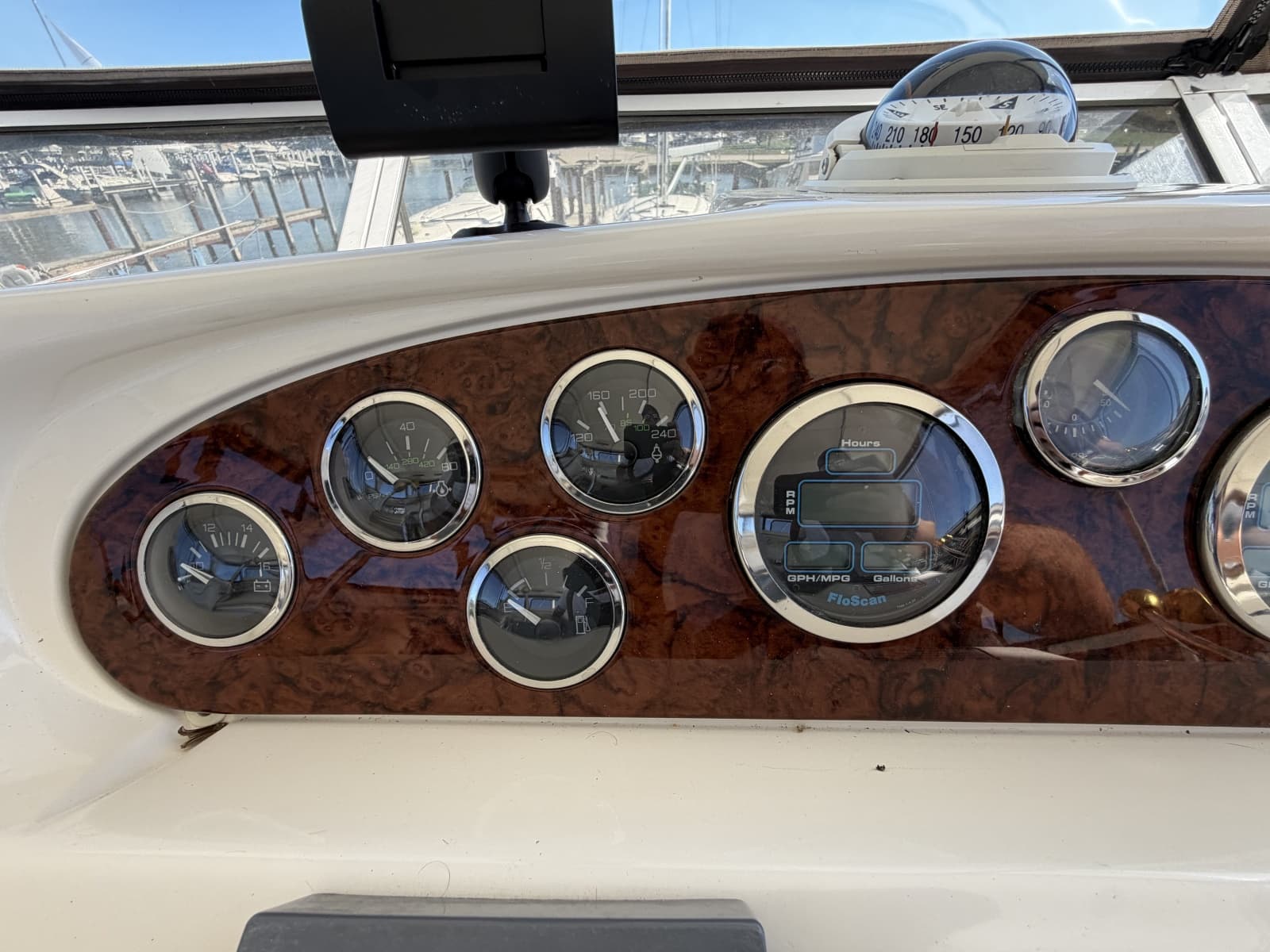 2000 Sea Ray 380 Aft Cabin - Photo 45