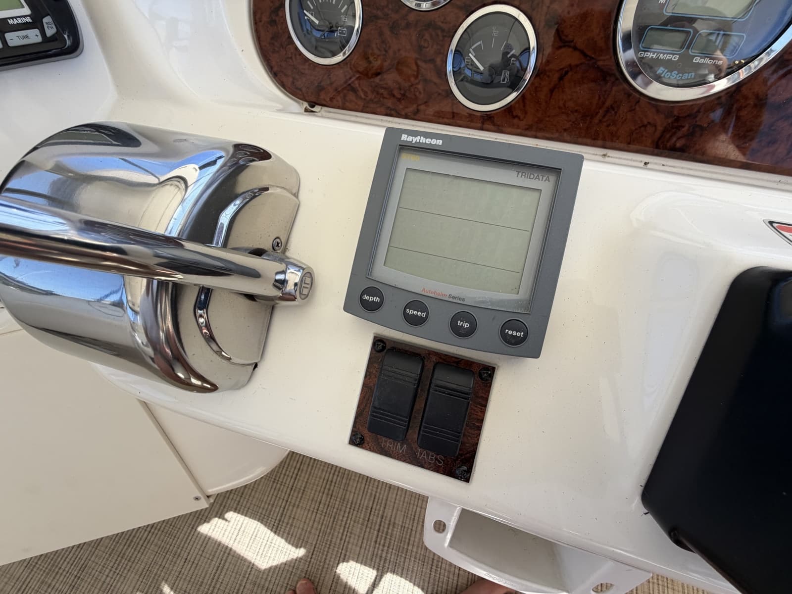2000 Sea Ray 380 Aft Cabin - Photo 46