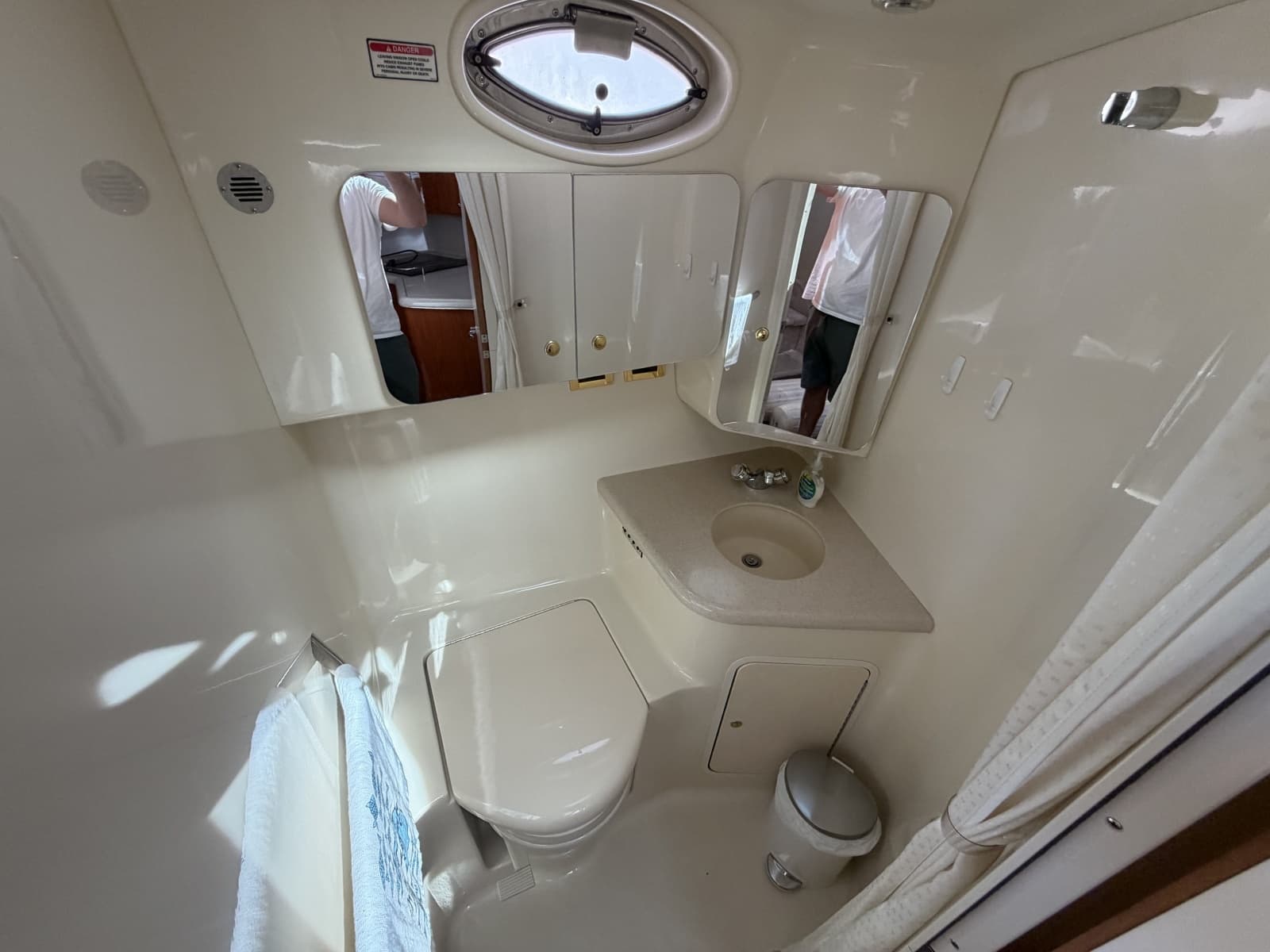 2000 Sea Ray 380 Aft Cabin - Photo 86