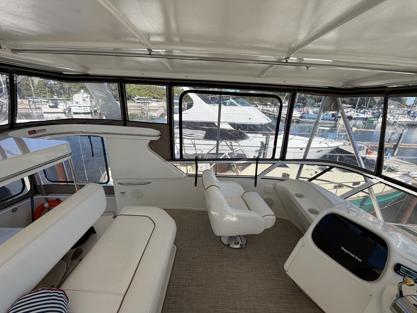2000 Sea Ray 380 Aft Cabin - Photo 35