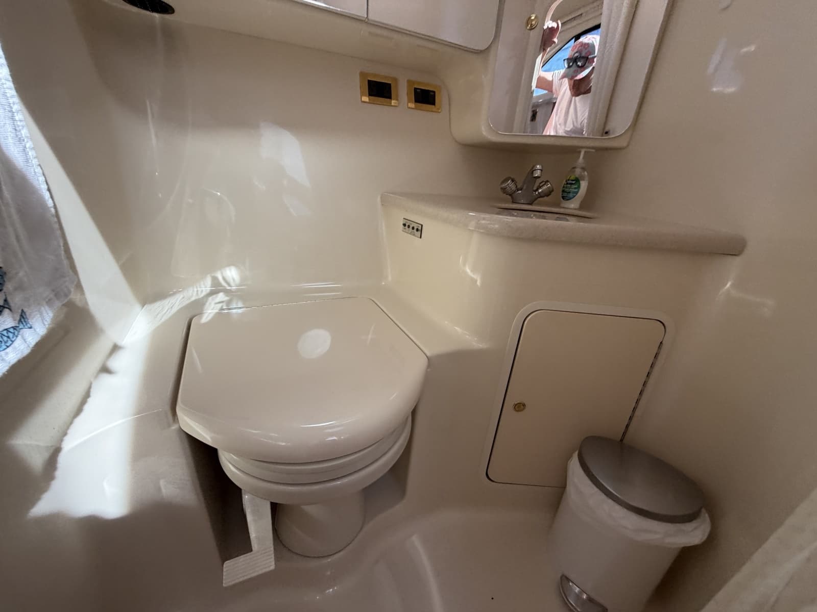 2000 Sea Ray 380 Aft Cabin - Photo 87