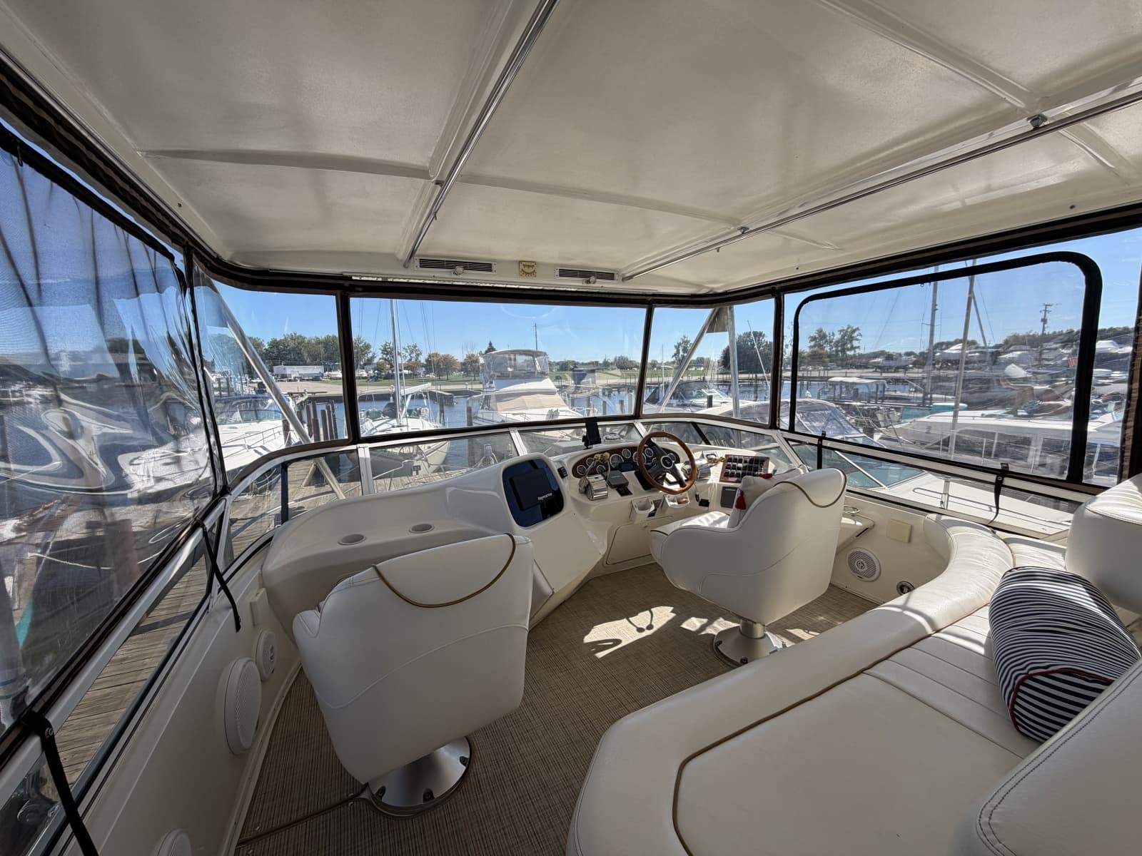 2000 Sea Ray 380 Aft Cabin - Photo 32