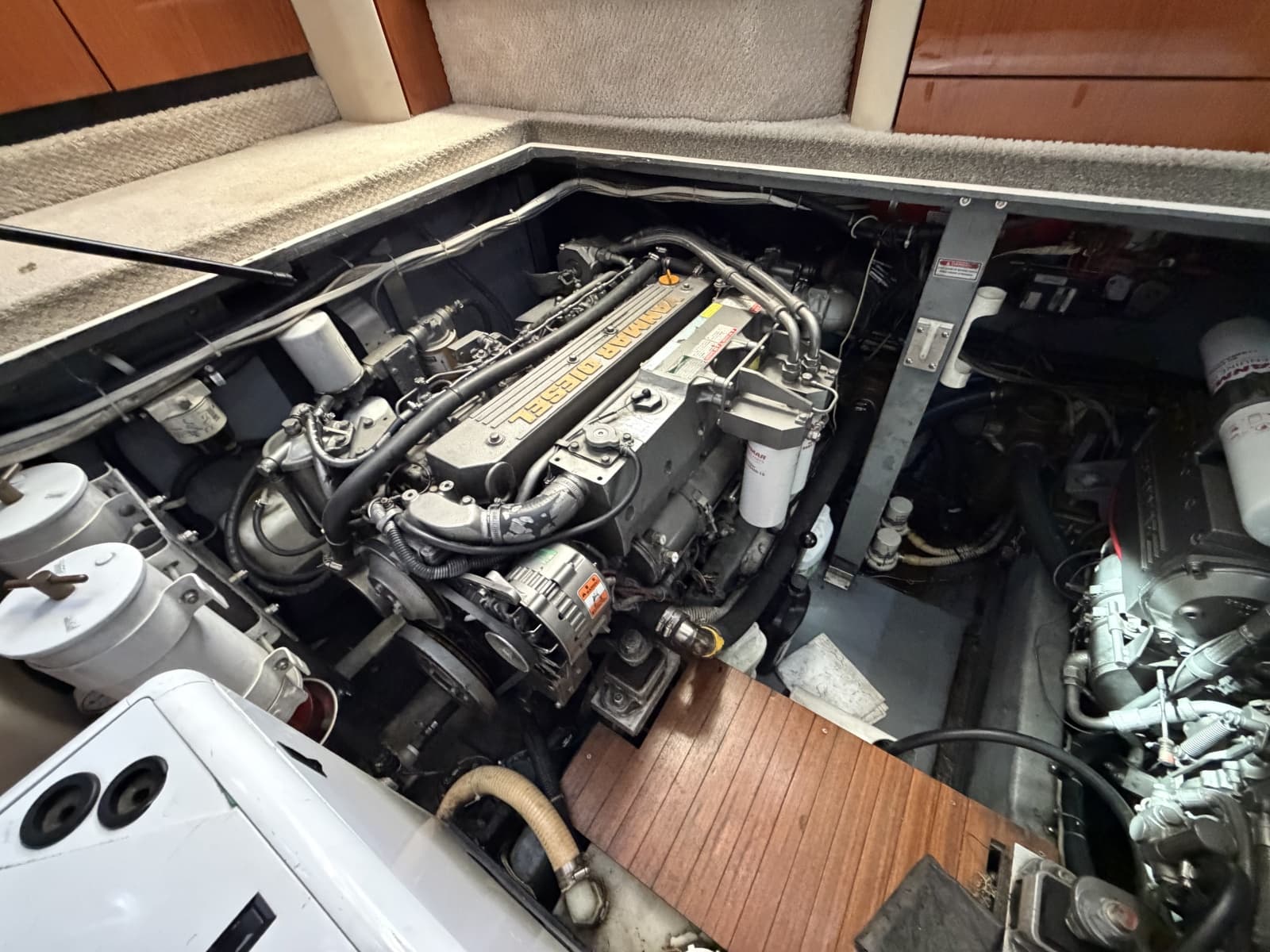 2000 Sea Ray 380 Aft Cabin - Photo 91