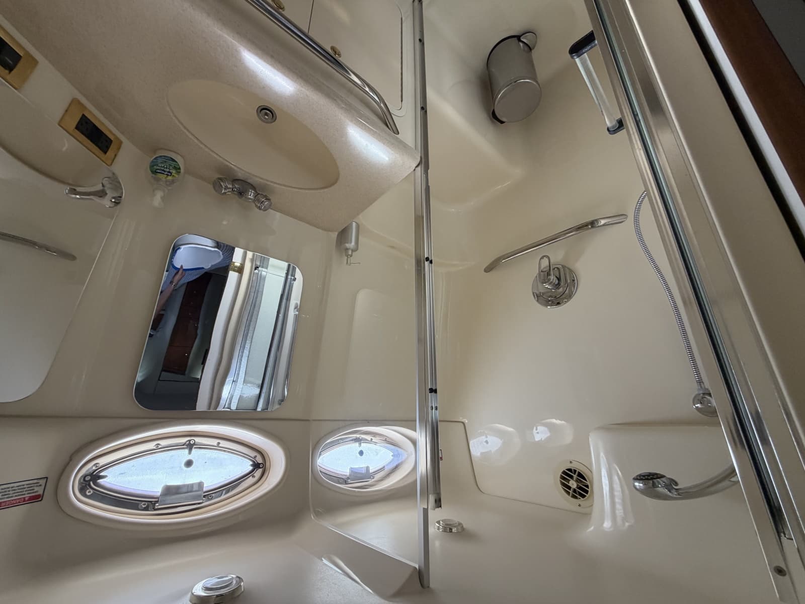 2000 Sea Ray 380 Aft Cabin - Photo 84