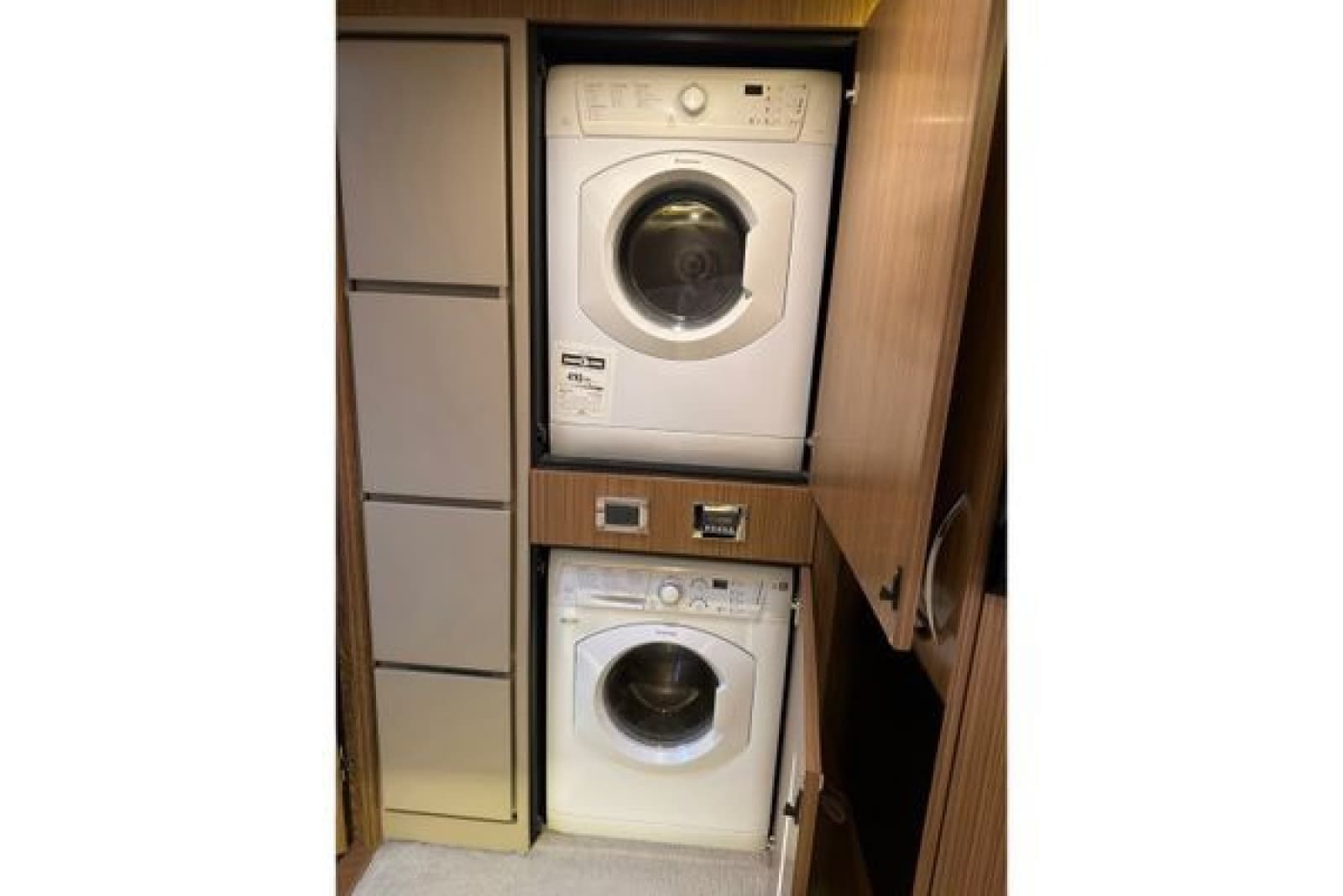 2018 Sea Ray L590 - Photo 21