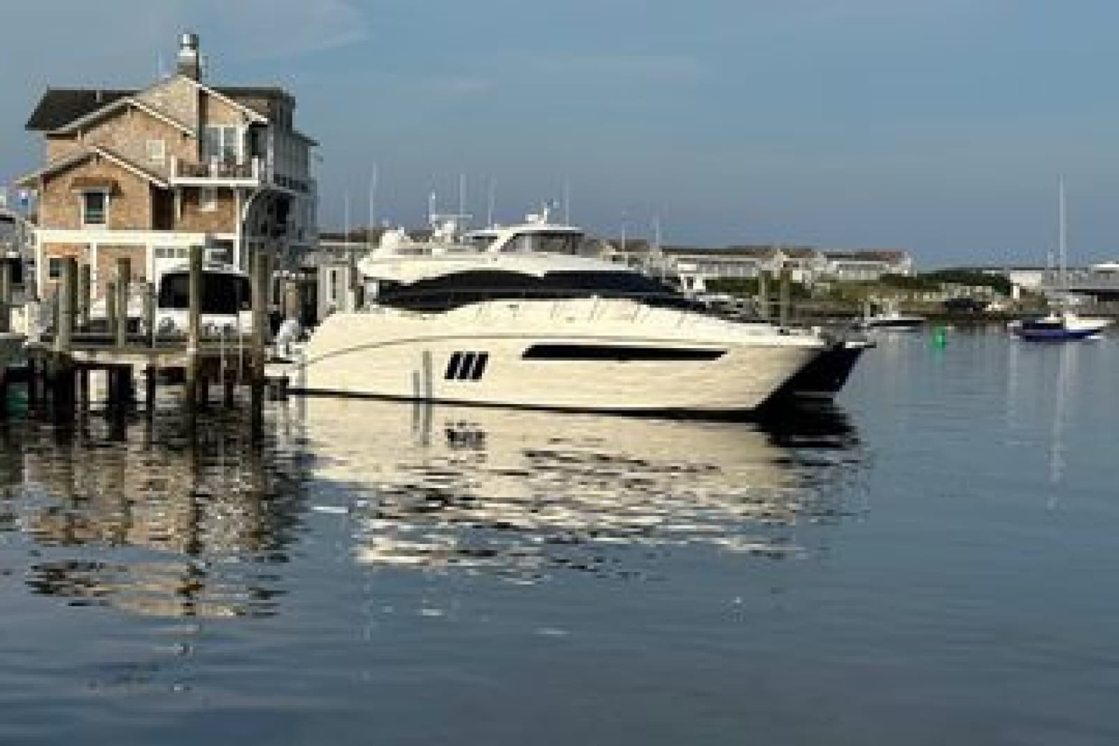 2018 Sea Ray L590 - Photo 2