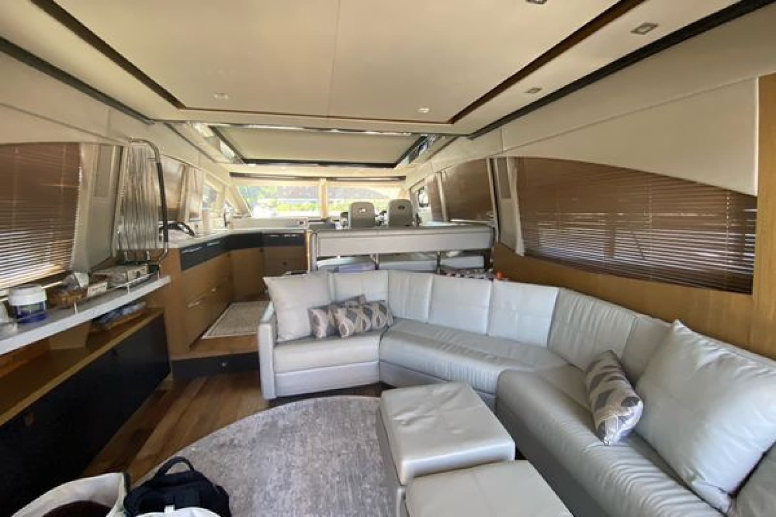 2018 Sea Ray L590 - Photo 11