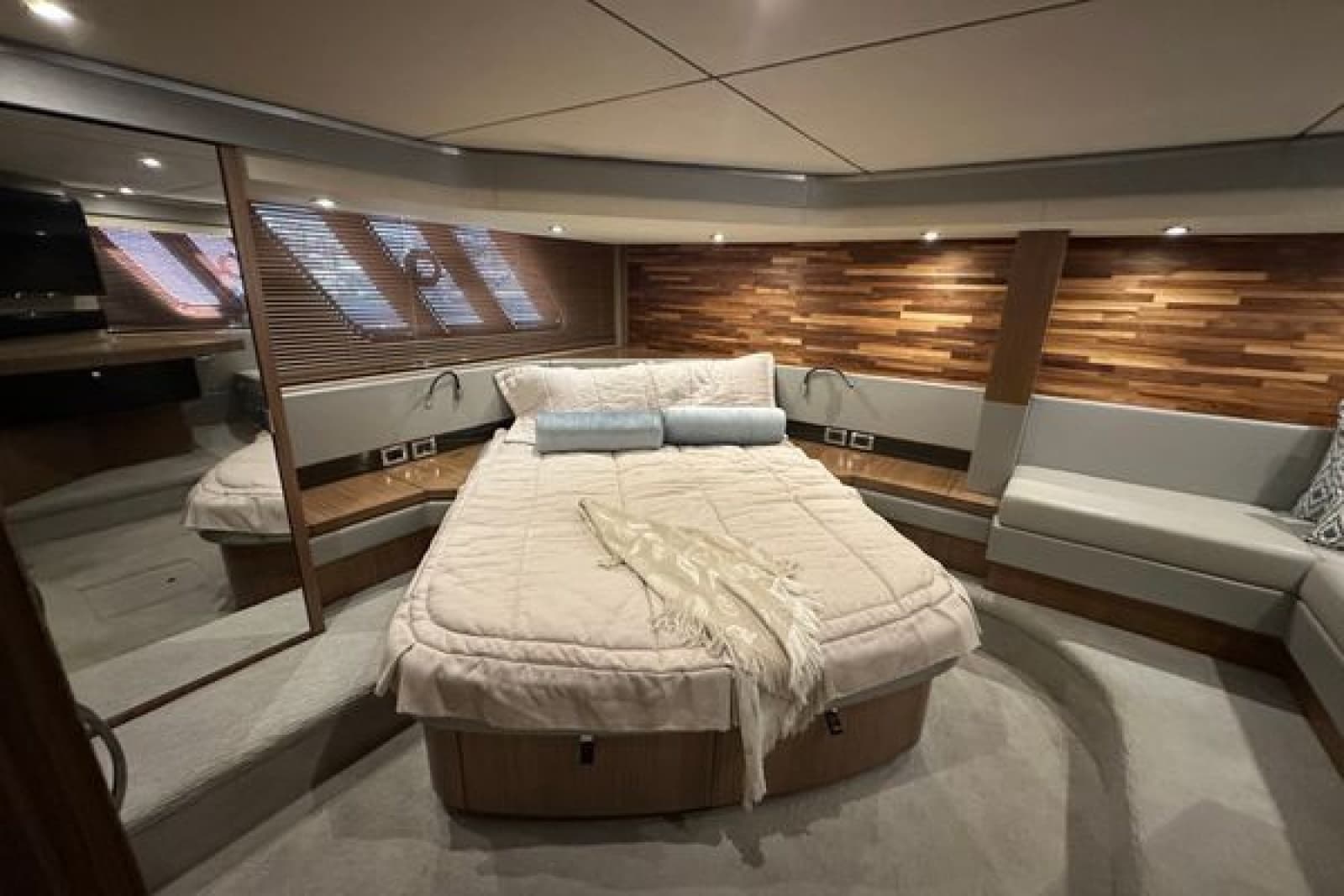2018 Sea Ray L590 - Photo 14
