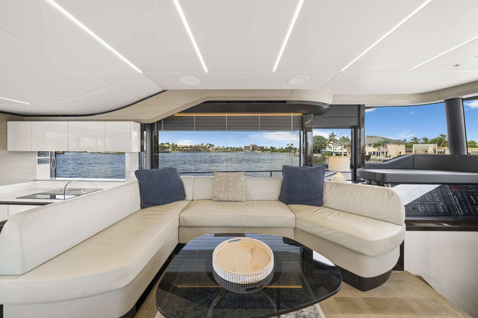 2022 Absolute Navetta 58 - Photo 43