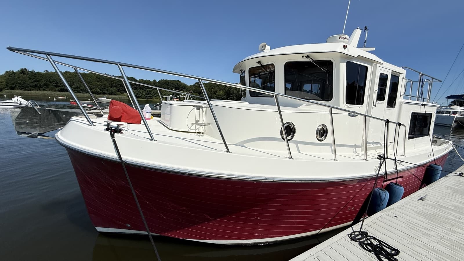 2012 American Tug  - Photo 2